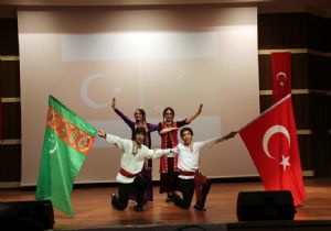 Türk Dünyası'ndan Nevruz gösterisi